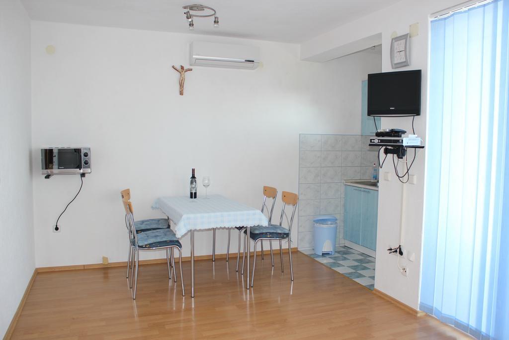 Apartments 4 Dolphins Рогозниця Екстер'єр фото